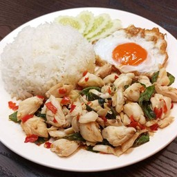 ข้าวกะเพราเนื้อปู