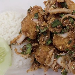 ข้าวยำปลาดอลลี่ชุปแป้งทอดแซ่บซี๊ด