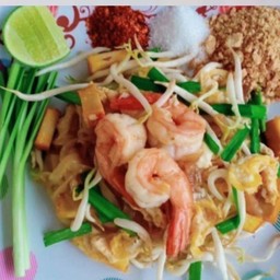 ผัดไทยกุ้งสด.