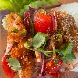 ยำไก่แซ่บ(กับข้าว)