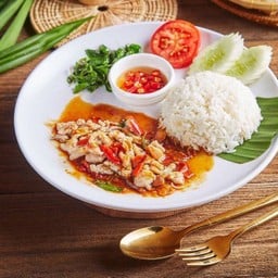 กะเพราหมูหมัก