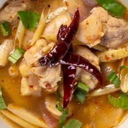 ต้มแซ่บไก่(อกไก่)