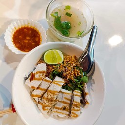 ข้าวต้มเเห้งปลา