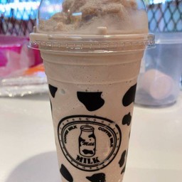 นมหมีปั่นโอวัลติน