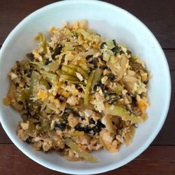 ผัดกาดดองใส่ไข่หมูสับ(ราดข้าว)