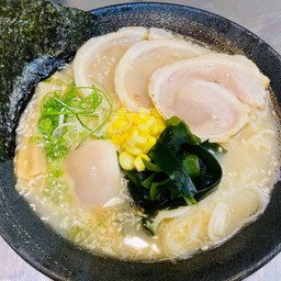 ชิโร่ทงคตสึราเมง