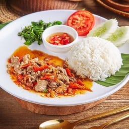 ข้าวกะเพราเนื้อ