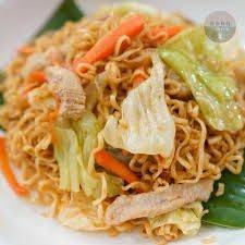 ผัดมาม่า