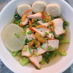 เกาเหลาหมูแดง+ลูกชิ้น