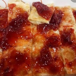 โรตีแยมสตอเบอร์รี่