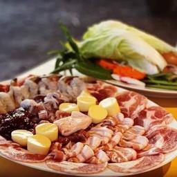 ชุดหมูกะทะ ชุดใหญ่รวมทะเล