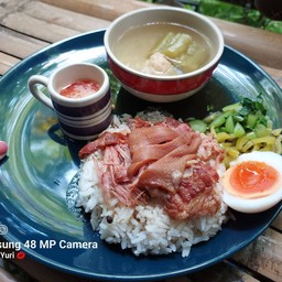 ข้าวขาหมูบ้านย่า แพร่