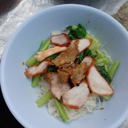 ชายสี่ บะหมี่เกี๊ยว ....@เจ้ไก่@-