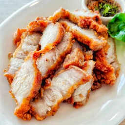 หมูสามชั้นทอดน้ำปลา