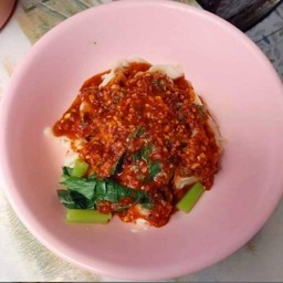 ชายสี่ บะหมี่เกี๊ยว พี่โอชายสี่บะหมี่เกี้ยว