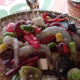 ตำผลไม้รวมกุ้งสด ปลาร้านัวร์