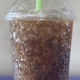 โค้กเล็กใส่น้ำเเข็ง (เเก้วทรงสูงมีฝาปิด)