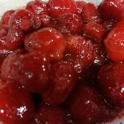 วิปครีมถ้วย+สตอเบอรี่ลูก