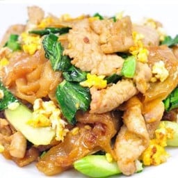 ผัดซีอิ้วหมู