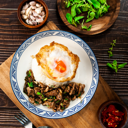 ผัดกระเทียม