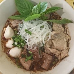 ก๋วยเตี๋ยวเรืออยุธยาพี่น้องกำแพงแสน