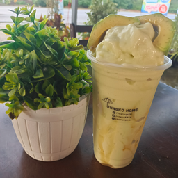 อโวคาโดนมสดน้ำผึ้ง