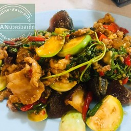 กระเพรา 3 อย่าง # กับข้าว#