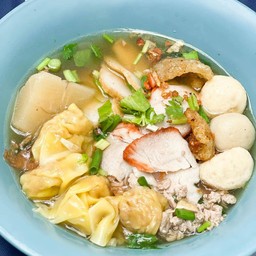 ก๋วยเตี๋ยว บะหมี่ หมูแดง ป็อกป็อก ประชาสงเคราะห์21