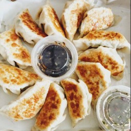 เกี๊ยวซ่าทอดน้ำ(หมู)