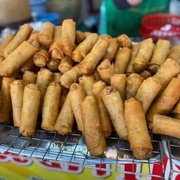 ปอเปี๊ยะทอด ใหญ่