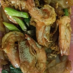 ผัดซีอิ๊วกุ้ง เส้นใหญ่