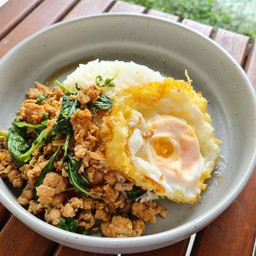 ข้าวกระเพราะหมูสับ