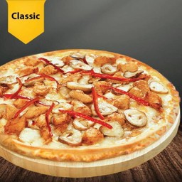 M พิซซ่าชิกเก้นสไปซ์ซี่ Spicy Chicken Pizza