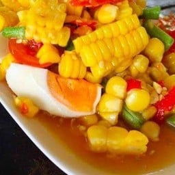 ตำข้าวโพดไข่เค็ม