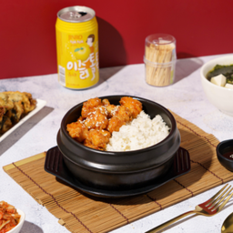 ไก่ทอดข้าวญี่ปุ่น (Fried Chicken Pop with rice)