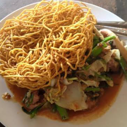 สุกี้นำ้ทะเลบะหมี่กรอบ