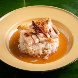 บรรพบุรุษหมูกรอบ ( ย้ายร้านมาอยู่รัชดาซอย 3 ) รัชดา