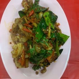 ผัดเผ็ดหมูป่า