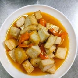 เต้าหู้ผัดพริกเหลือง  เจ