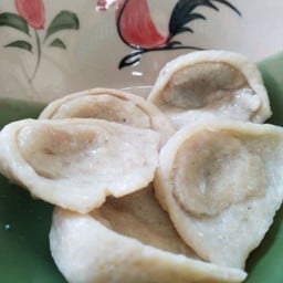 เกี๊ยวปลาลวกจิ้ม 10pcs