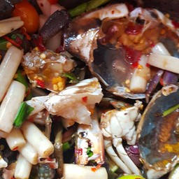 ตำปูม้า+ไหลบัว