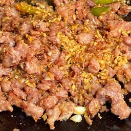 แหนมไก่ทอด (หมักเอง)