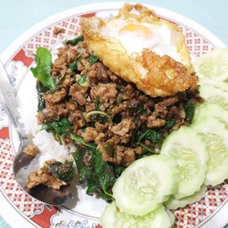 กระเพราหมูสับ