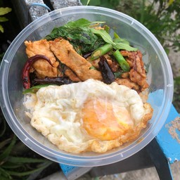 เจ้ไพข้าว กระเพราหมูหมักอ่าวอุดม