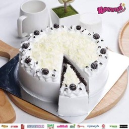 ไวท์ช็อค ตัด 10 ชิ้น แถมป้ายปัก Hbd