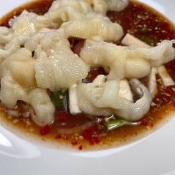 ยำเล็บมือนาง