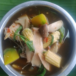 แกล้มกับยำ