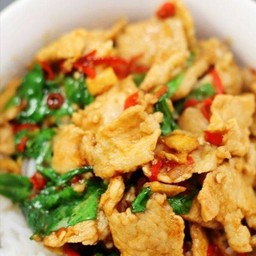 กะเพราหมูชิ้น