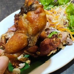 กบทอดกระเทียม