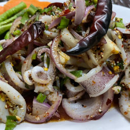 ลาบปลาหมึก